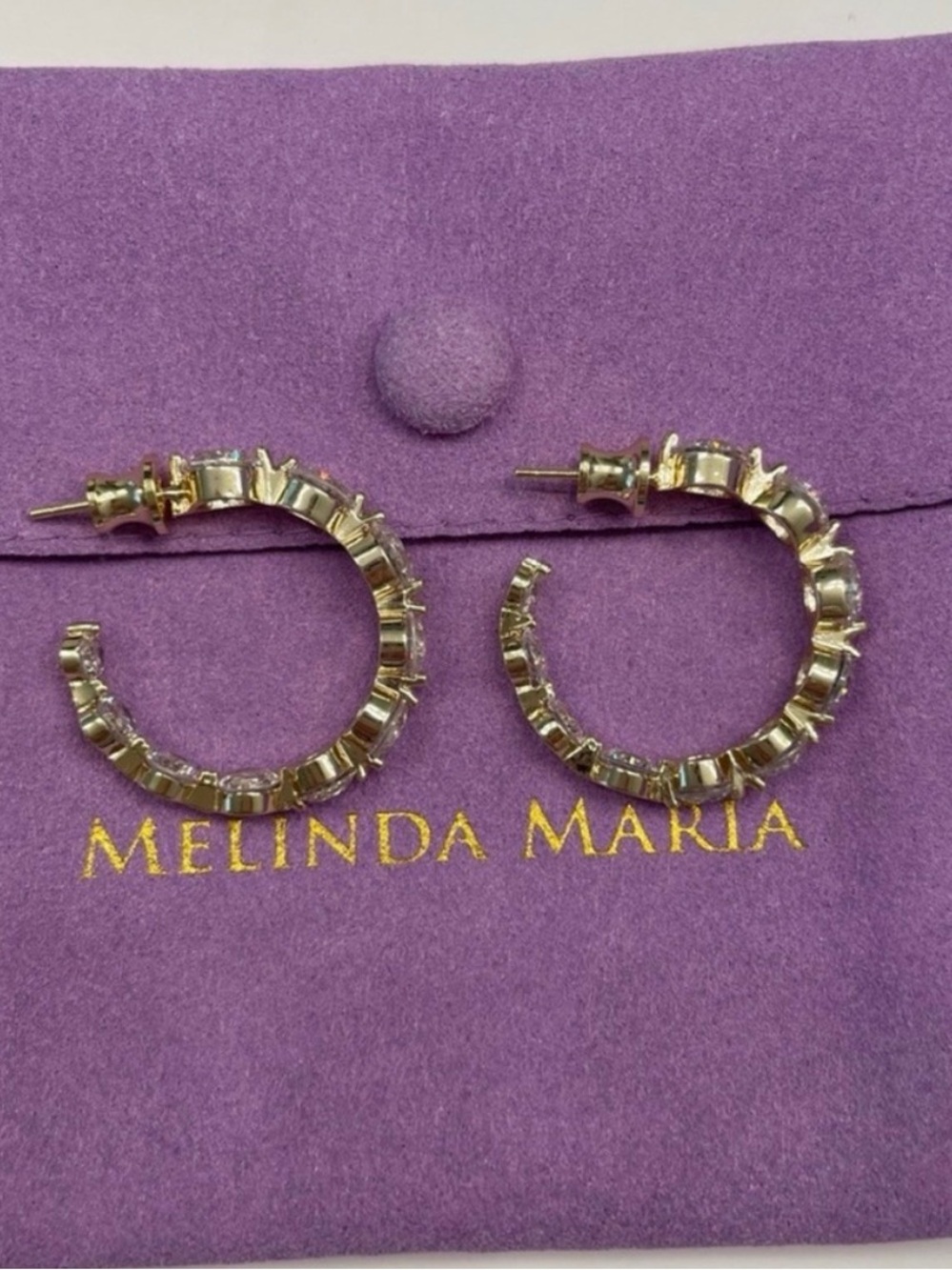 Melinda Maria She’s an Icon 1” hoops - Picture 7 of 7